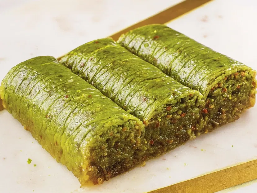 Fıstıklı Sarma